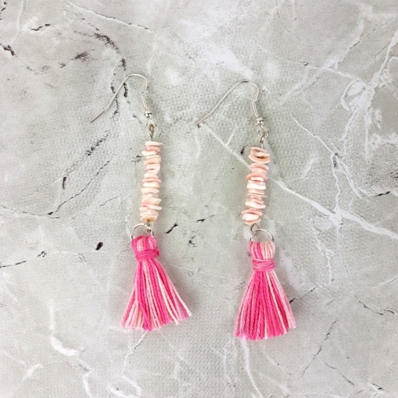 Sea Shells Memory Wire Wrap Bracelet - Picture 5 of 7